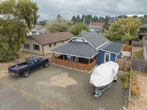 365 NW Cedar, Waldport, OR 97394