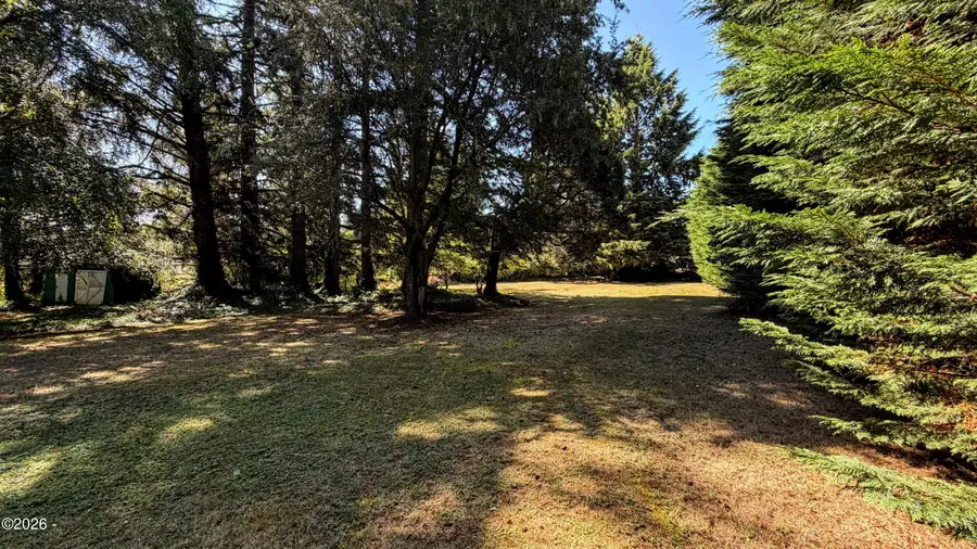 655 SE Acacia, Waldport, OR 97394 - #2