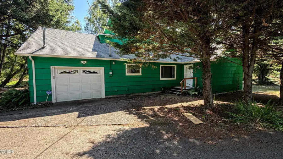 655 SE Acacia, Waldport, OR 97394 - #3