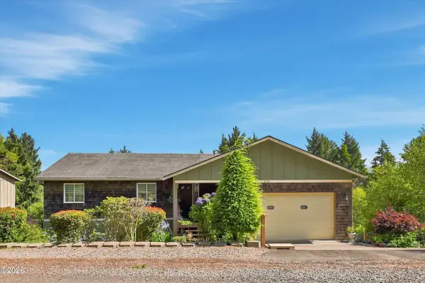 1710 SE Port, Lincoln City, OR 97367