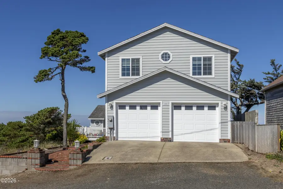 658 SW 6th, Newport, OR 97365 - #2