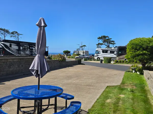 6225 N Coast Hwy, Newport, OR 97365
