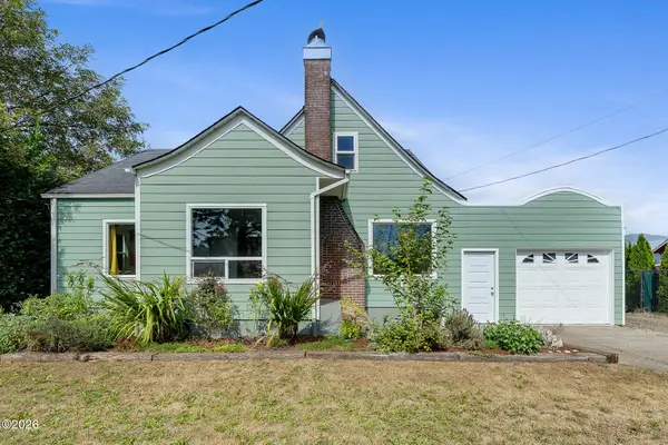4104 3rd, Tillamook, OR 97141