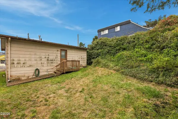 1245 NW 16th, Lincoln City, OR 97367