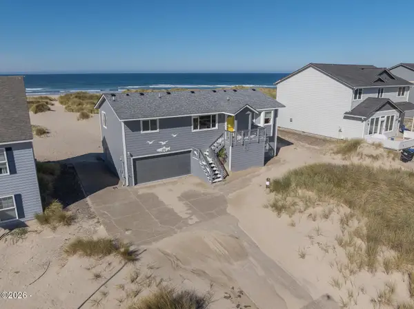 202 NW Oceania, Waldport, OR 97394