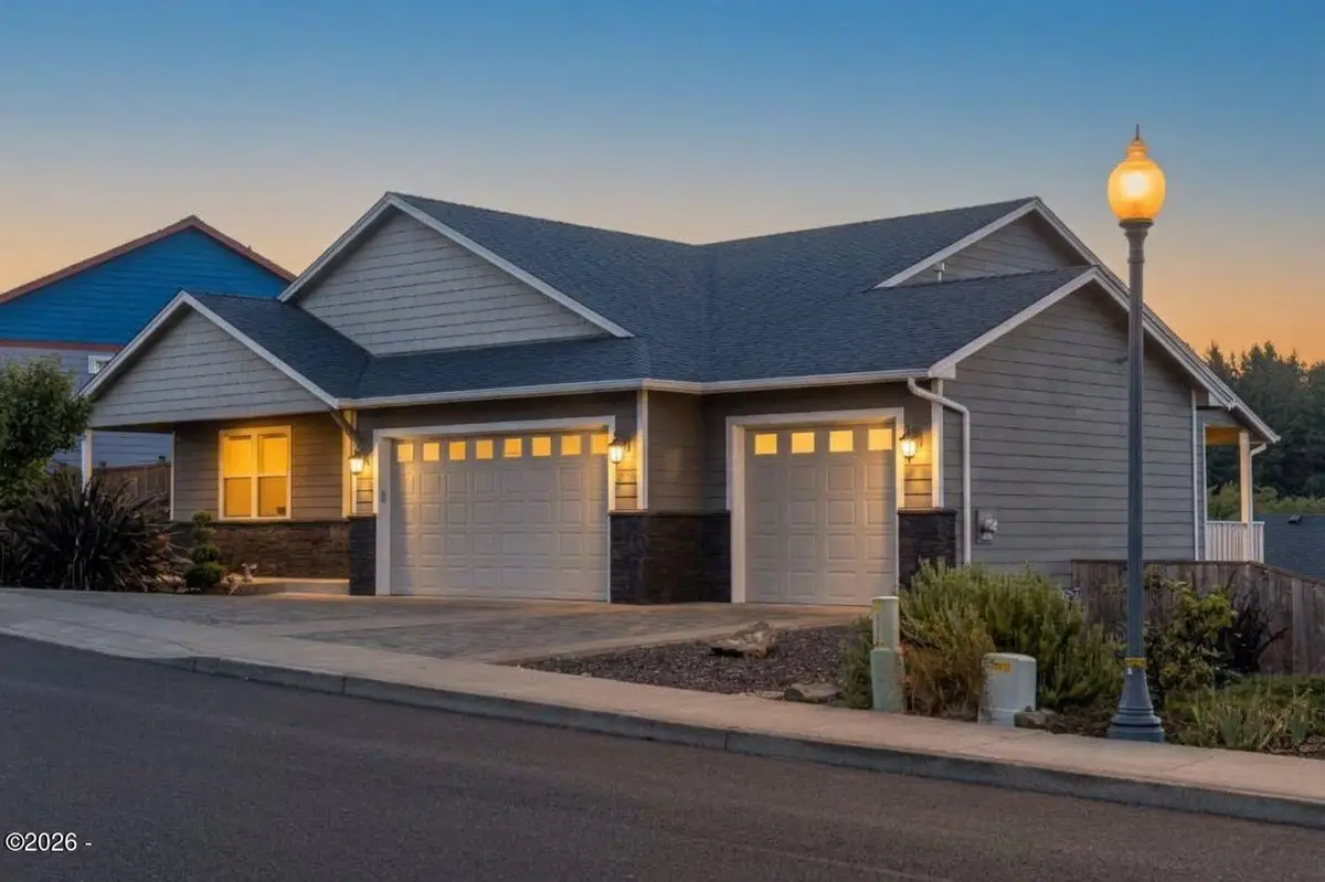 5294 NE Voyage, Lincoln City, OR 97367 - #1