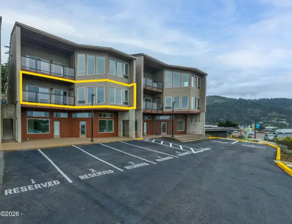 470 Highway 101, Yachats, OR 97498