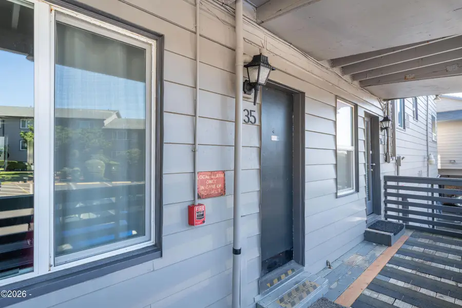 4229 SW Beach, Lincoln City, OR 97367 - #3