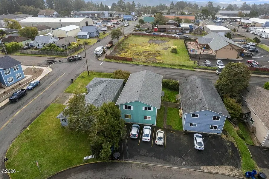 246 NE 3rd, Newport, OR 97365 - #2