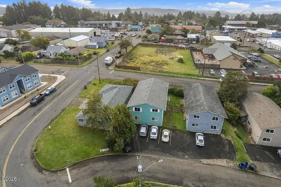 246 NE 3rd, Newport, OR 97365 - #3