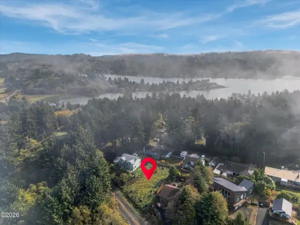 2432 NE 36th, Lincoln City, OR 97367