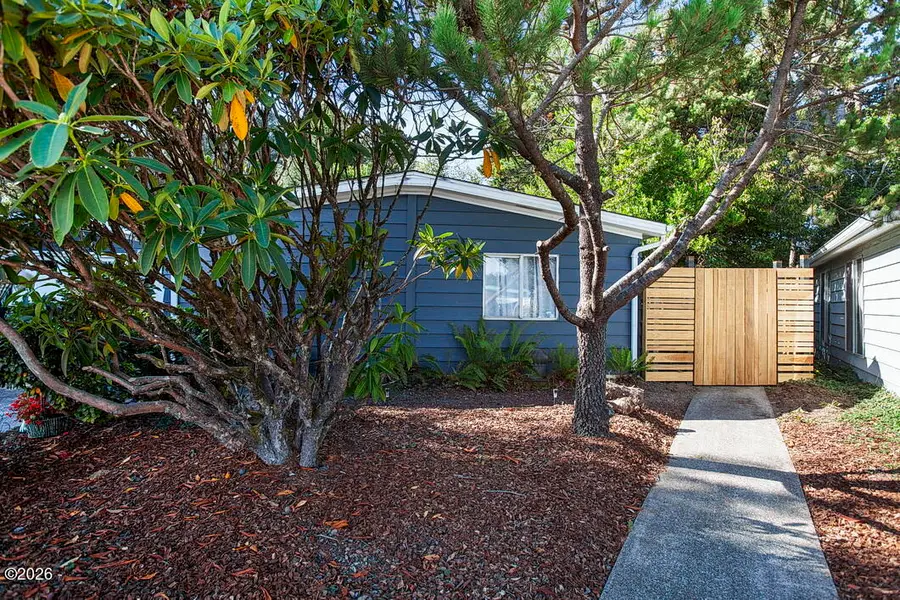101 NE 33rd, Newport, OR 97365 - #3