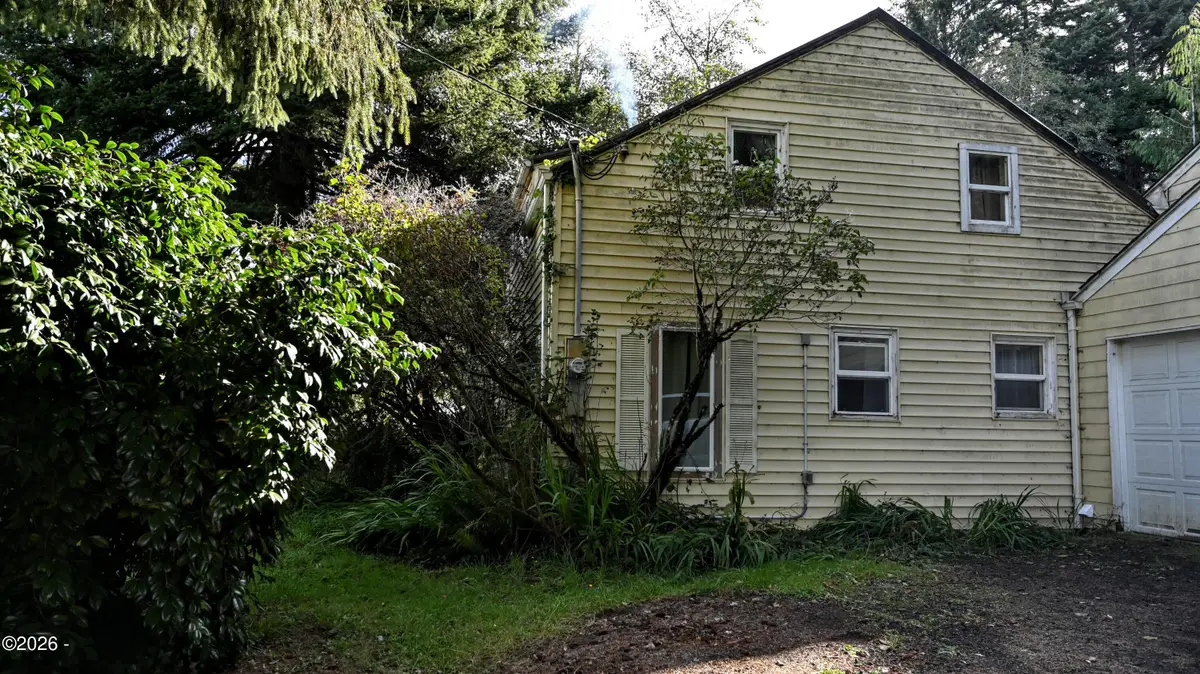 3302 E Alsea, Waldport, OR 97394 - #1