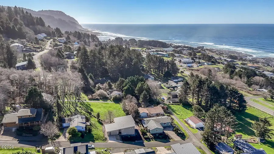 220 Windsong, Yachats, OR 97498 - #2