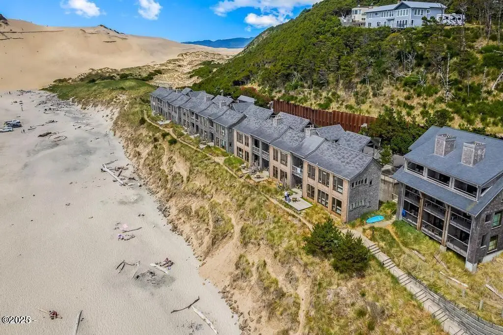 33000 Cape Kiwanda Dr. Unit 13, Pacific City, OR 97135 - #1