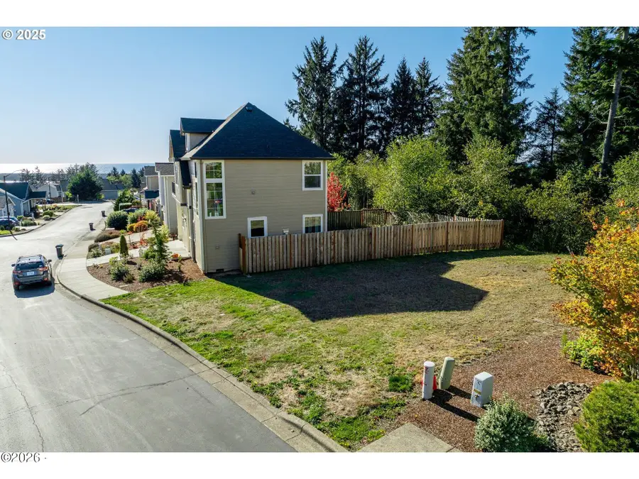 01100 Sequoia, Netarts, OR 97143 - #3