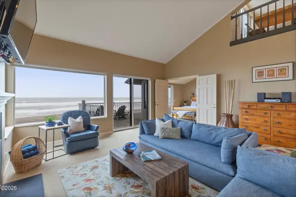 4175 N Highway 101, Depoe Bay, OR 97341