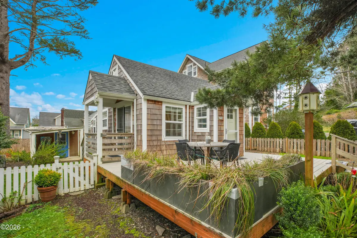 2729 SW Coast Avenue, Lincoln City, OR 97367 - #1