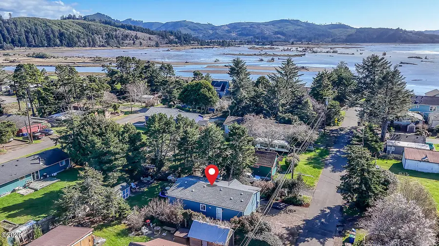 6824 SW Galley, Lincoln City, OR 97367 - #3