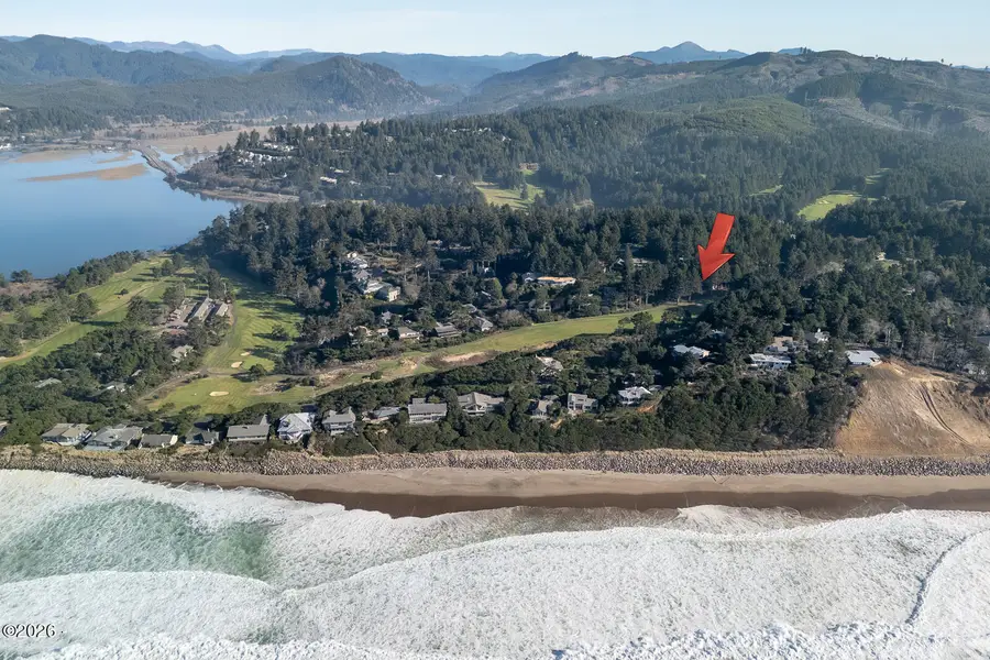 105 W Bay Point Rd, Gleneden Beach, OR 97388 - #2