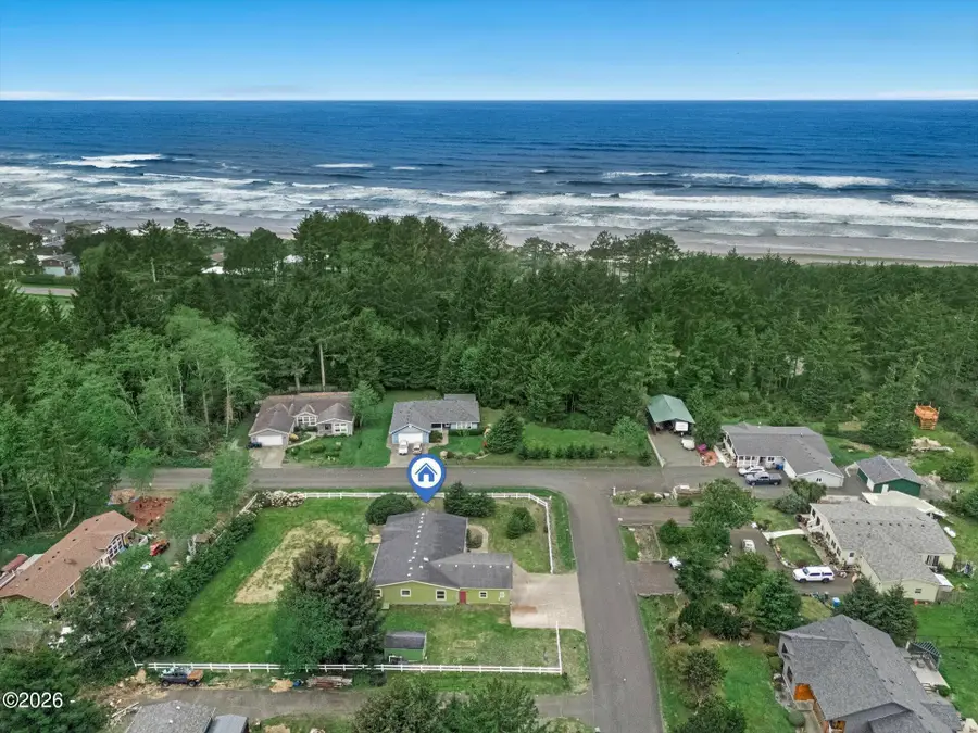 200 NE Evergreen, Yachats, OR 97498 - #3