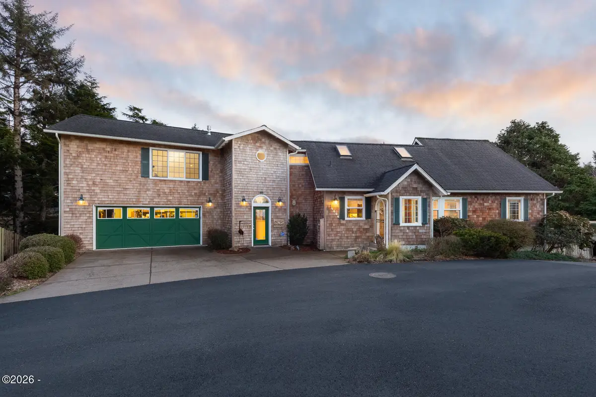 1004 SW 10th, Lincoln City, OR 97367 - #1