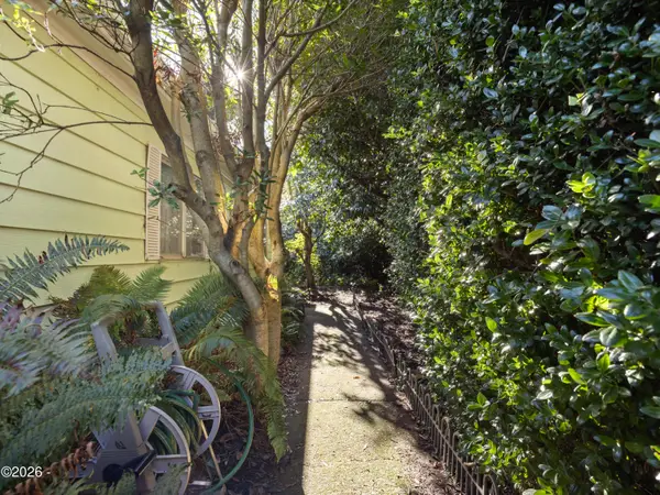 101 NE 33rd, Newport, OR 97365