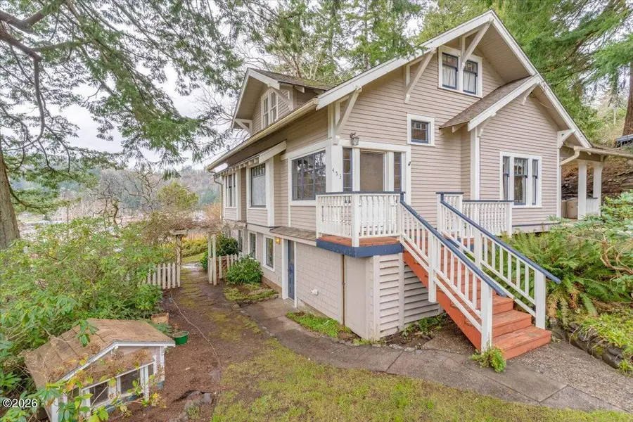 453 N Main, Toledo, OR 97391 - #2