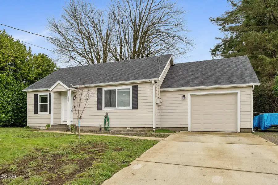 509 Williams, Tillamook, OR 97141 - #2