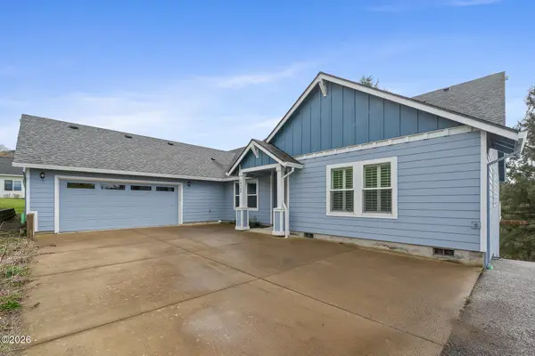 10360 Skyview, Tillamook, OR 97141