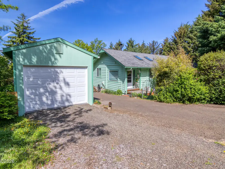 2711 NE Hemlock, Yachats, OR 97498 - #2