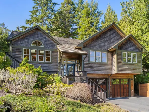 10 Big Tree, Gleneden Beach, OR 97388