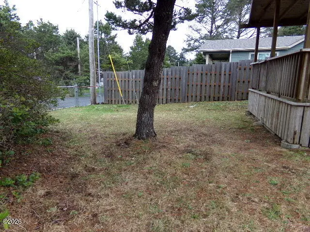 8633 SW Abalone, South Beach, OR 97366 - #2