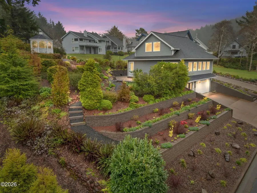 161 Combs, Yachats, OR 97498 - #3