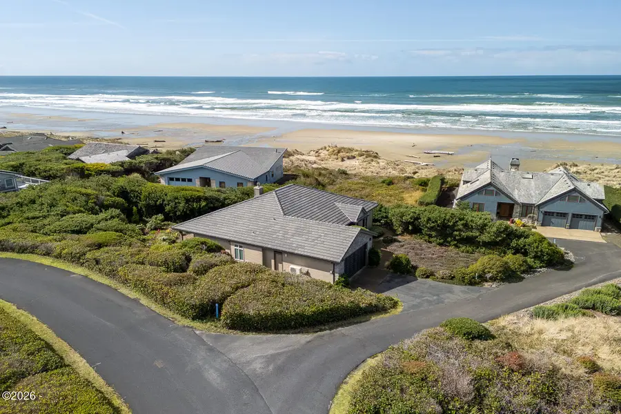 4271 NW Hidden Lake, Waldport, OR 97394 - #2