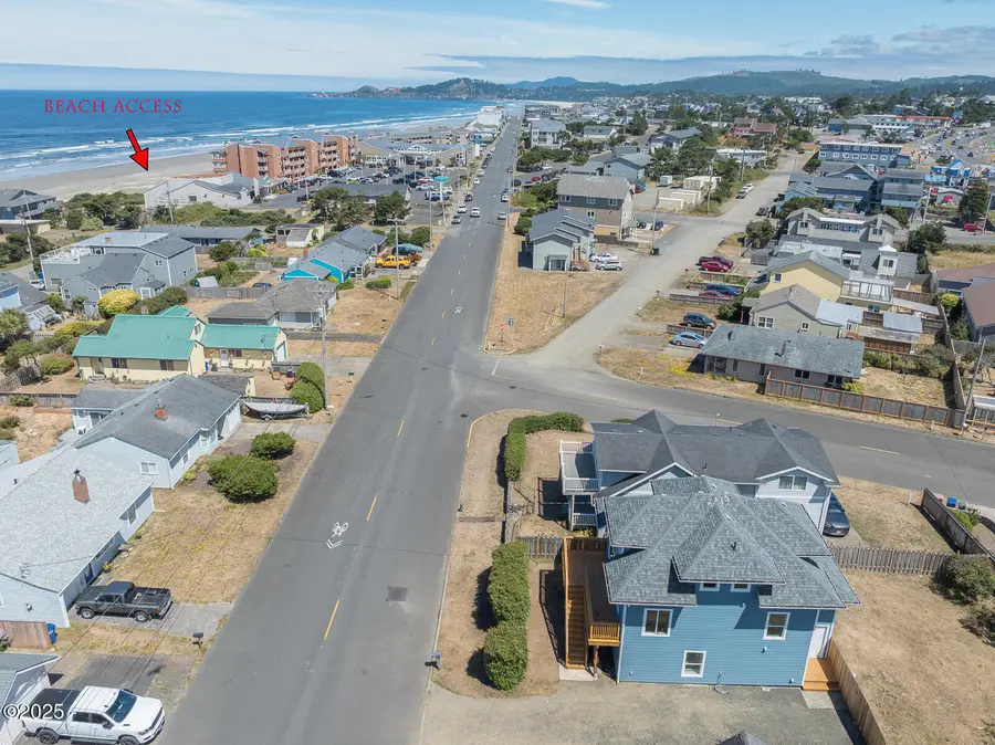 1017 SW Elizabeth, Newport, OR 97365 - #2