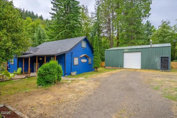 566 Bear Creek, Otis, OR 97368