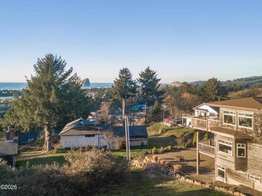 35530 Lower Loop, Pacific City, OR 97135 - #3