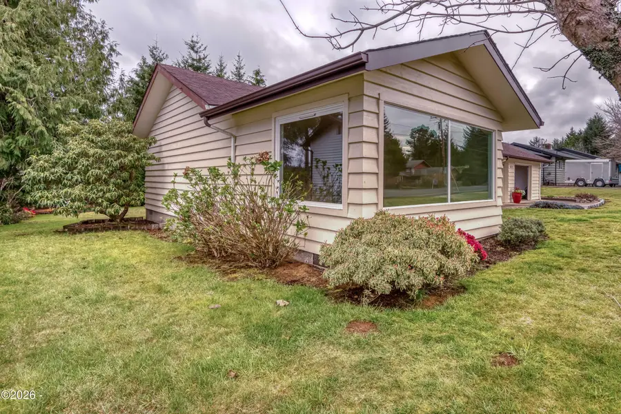 625 S Crestline, Waldport, OR 97394 - #3