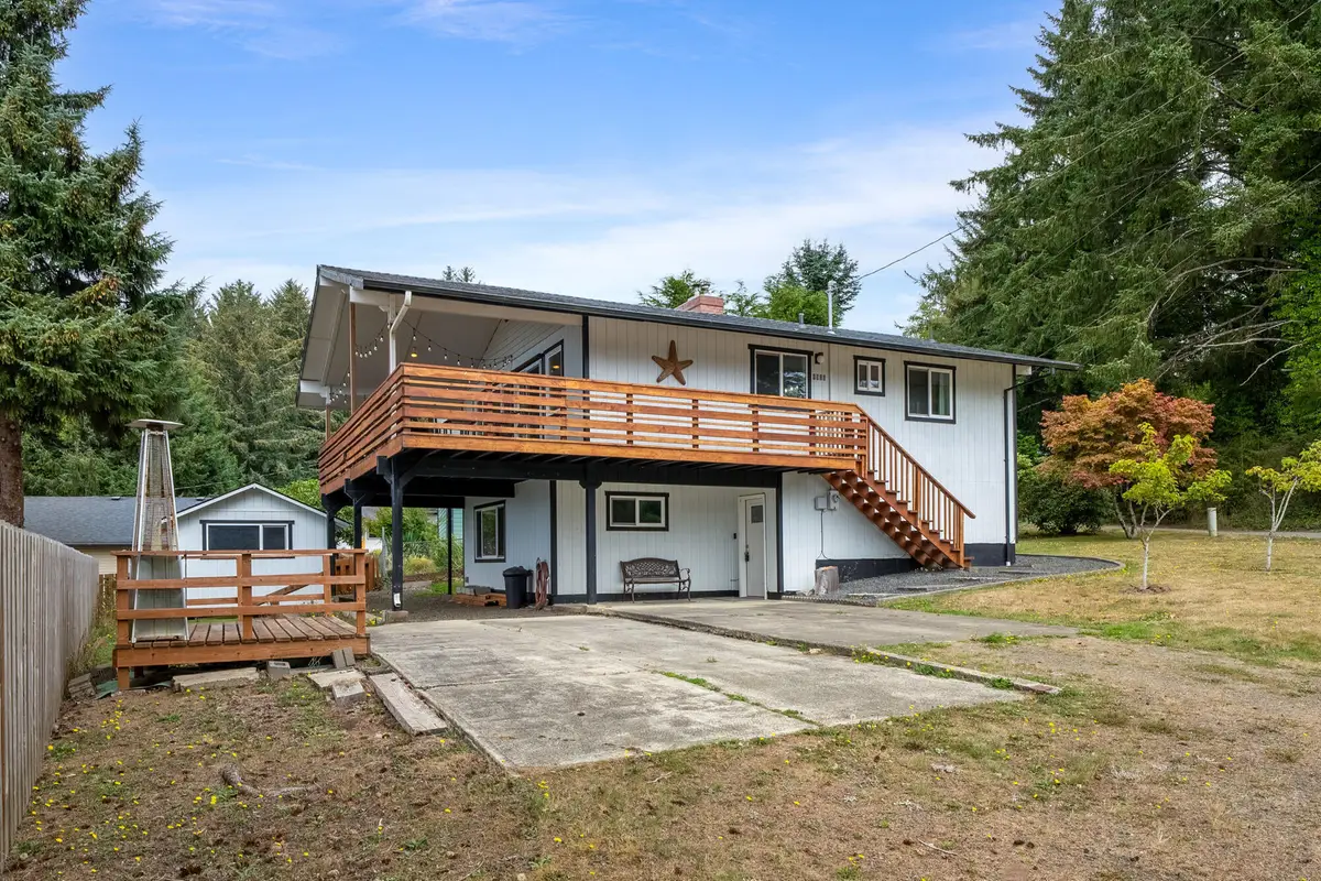 1960 Alder Cove, Tillamook, OR 97141 - #1
