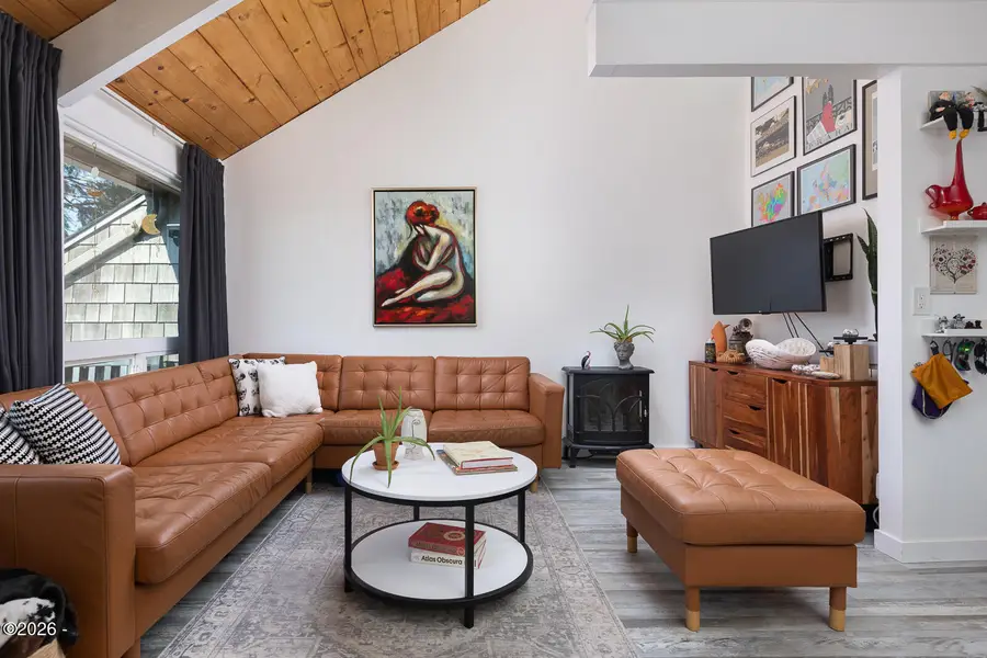 1000 SE Bay, Newport, OR 97365 - #2