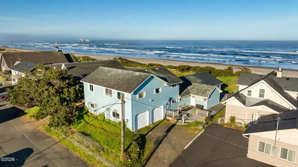 259 S Pacific, Rockaway Beach, OR 97136