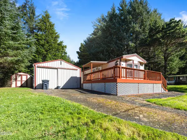 263 NE Starr Creek, Yachats, OR 97498