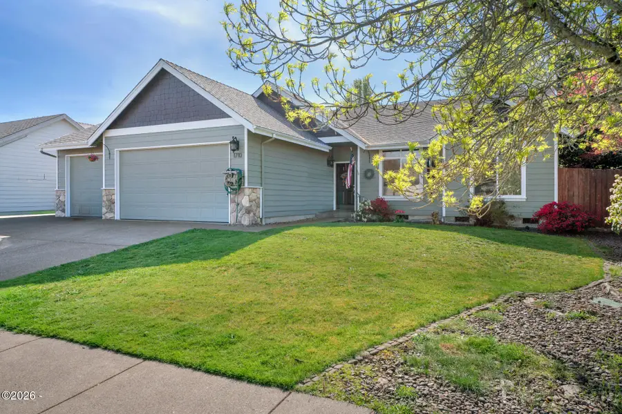 1710 Black Bear, Albany, OR 97321 - #3