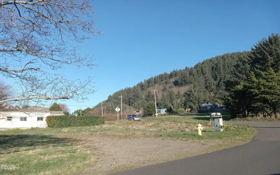 TL1600 Marine, Yachats, OR 97498 - #2