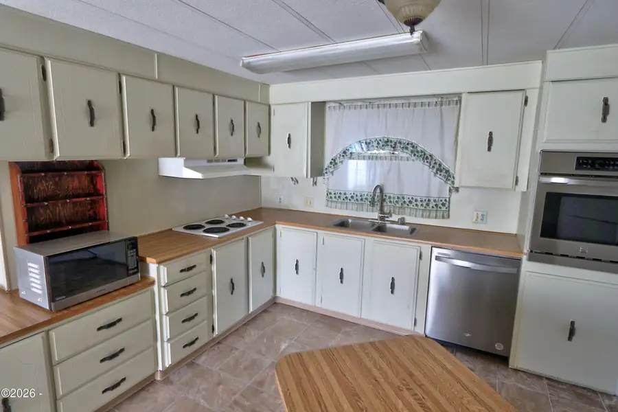 3417 NE Coos, Newport, OR 97365 - #3