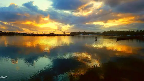 1000 SE Bay, Newport, OR 97365