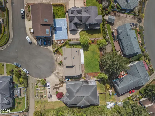 1055 NE Laurel, Newport, OR 97365