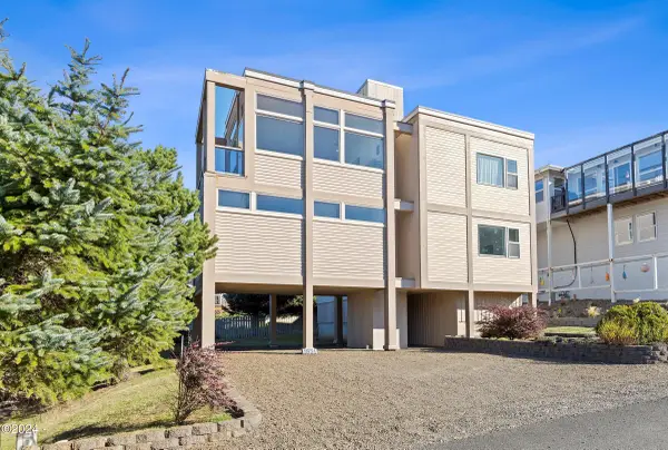 1851 NE 67th, Lincoln City, OR 97367