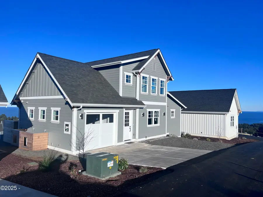 1128 NE Marmoris, Depoe Bay, OR 97341 - #3